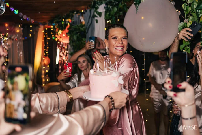 Alisa's Birthday Party at Private residence, Hollywood — Birthday photography