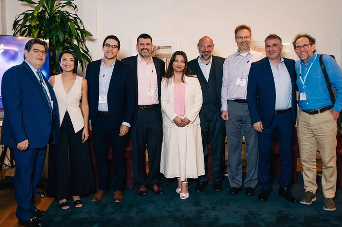 Connecting Giants and Unicorns - event photography Miami