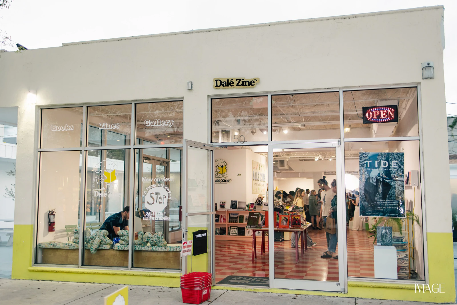 Impact Edition at Dale Zine, Miami — Events photography by IMAGE MIAMI — photo 37 of 166