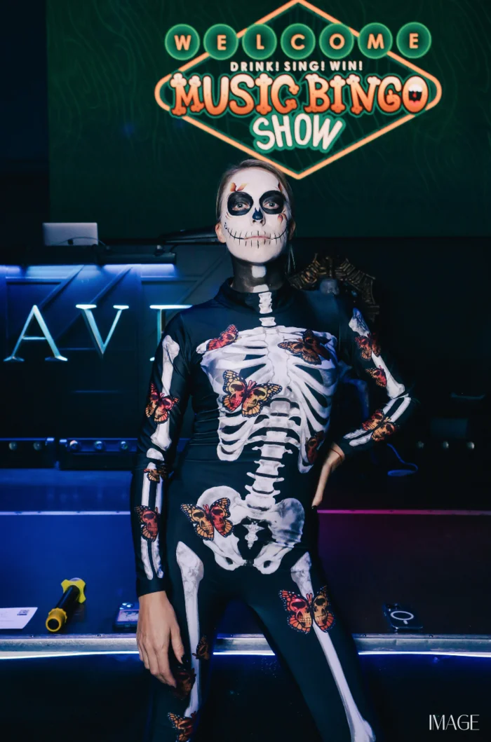 Music Bingo Show at Wave Lounge, Hollywood — Event photography