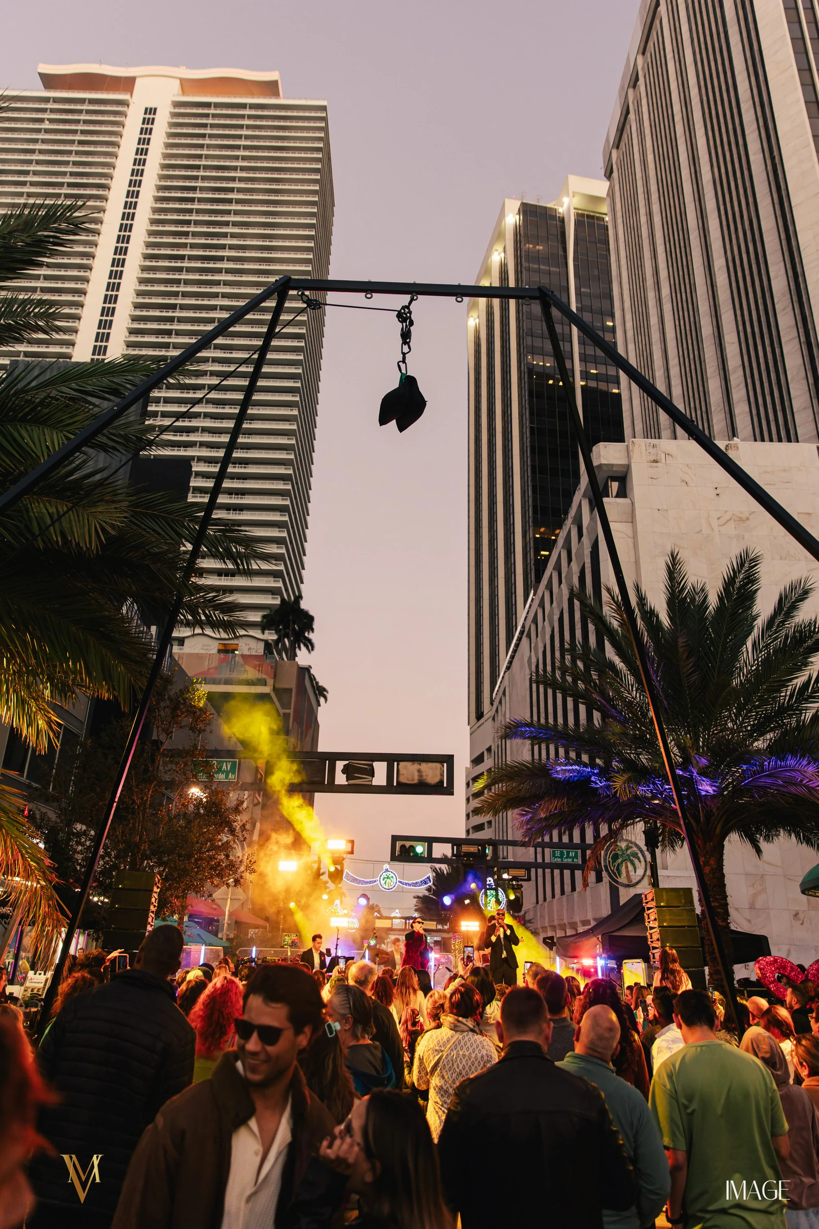 ONE1 New Years Day at Downtown Miami, Miami — Event photography by IMAGE MIAMI — photo 114 of 150