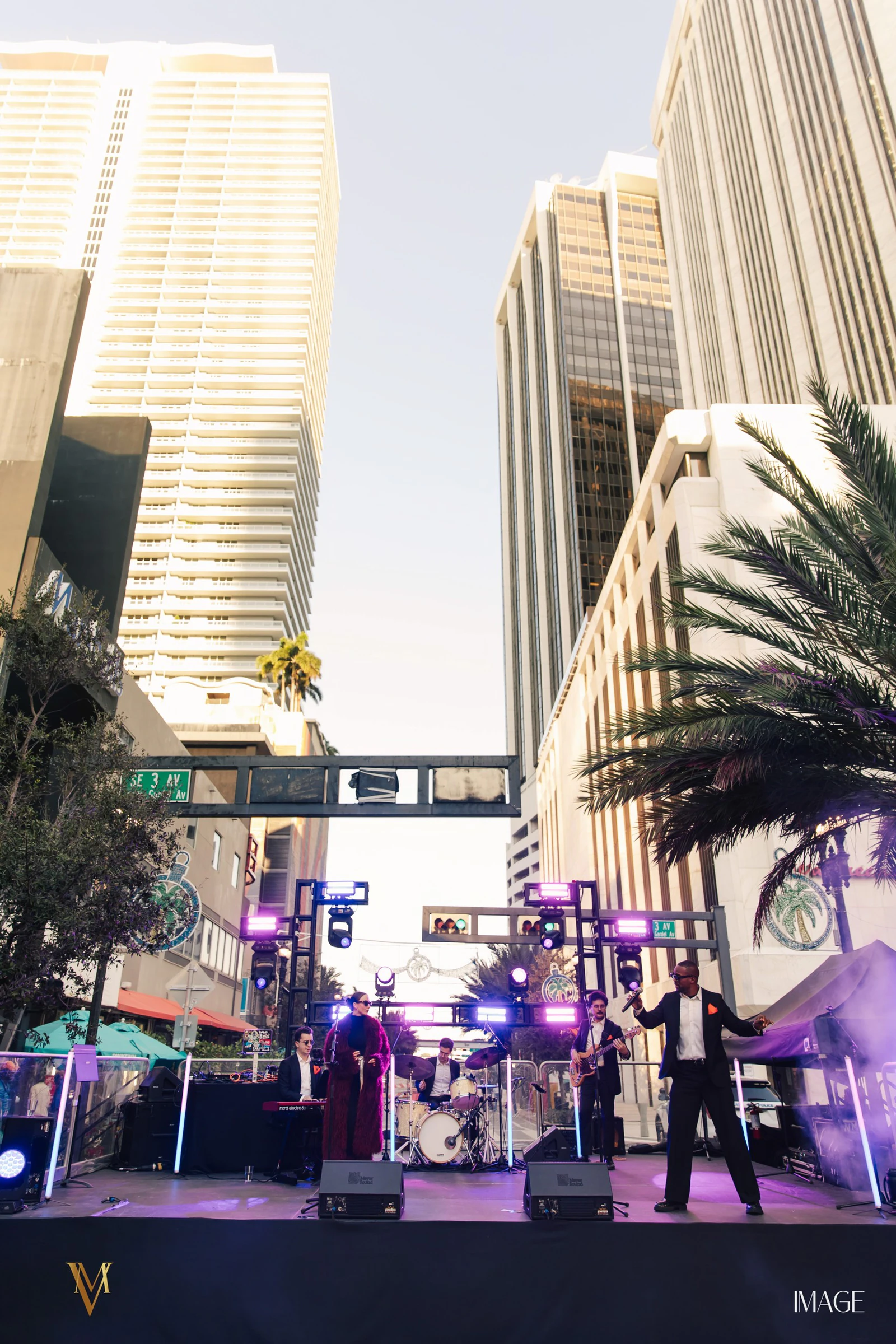 ONE1 New Years Day at Downtown Miami, Miami — Event photography by IMAGE MIAMI — photo 89 of 150