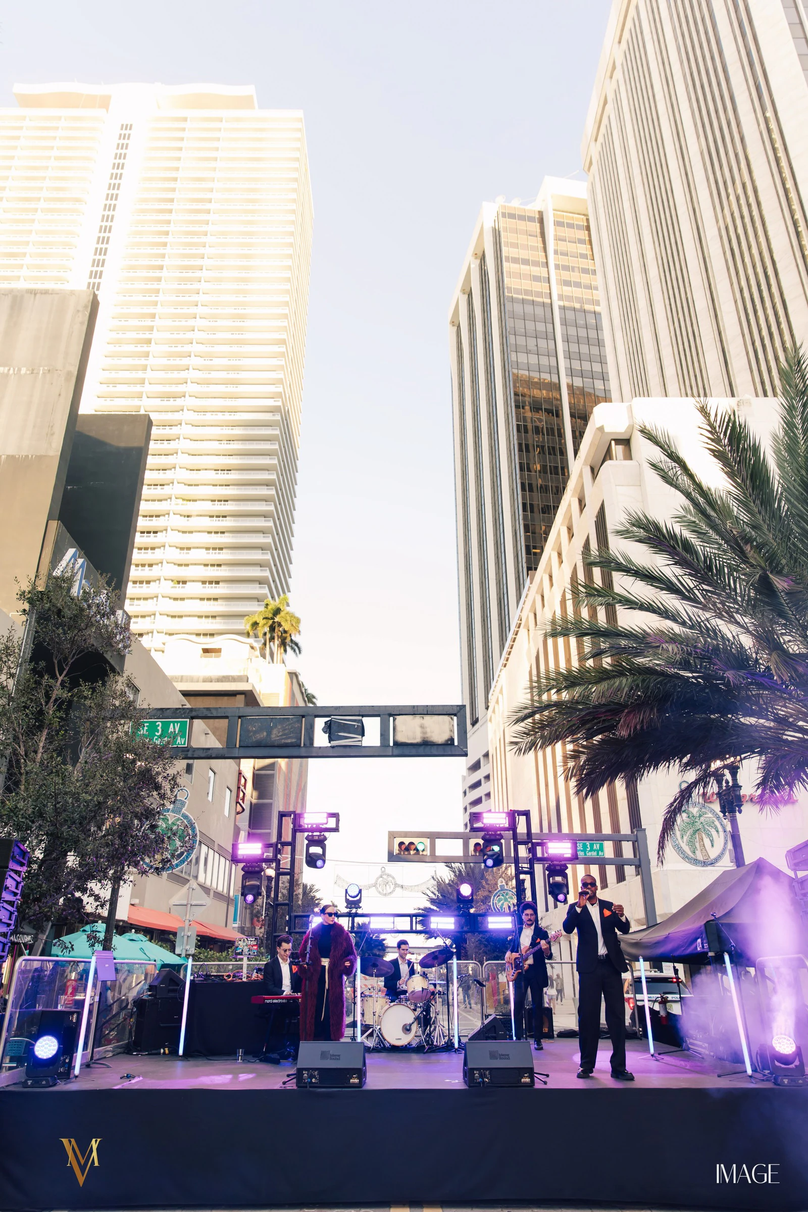 ONE1 New Years Day at Downtown Miami, Miami — Event photography by IMAGE MIAMI — photo 40 of 150