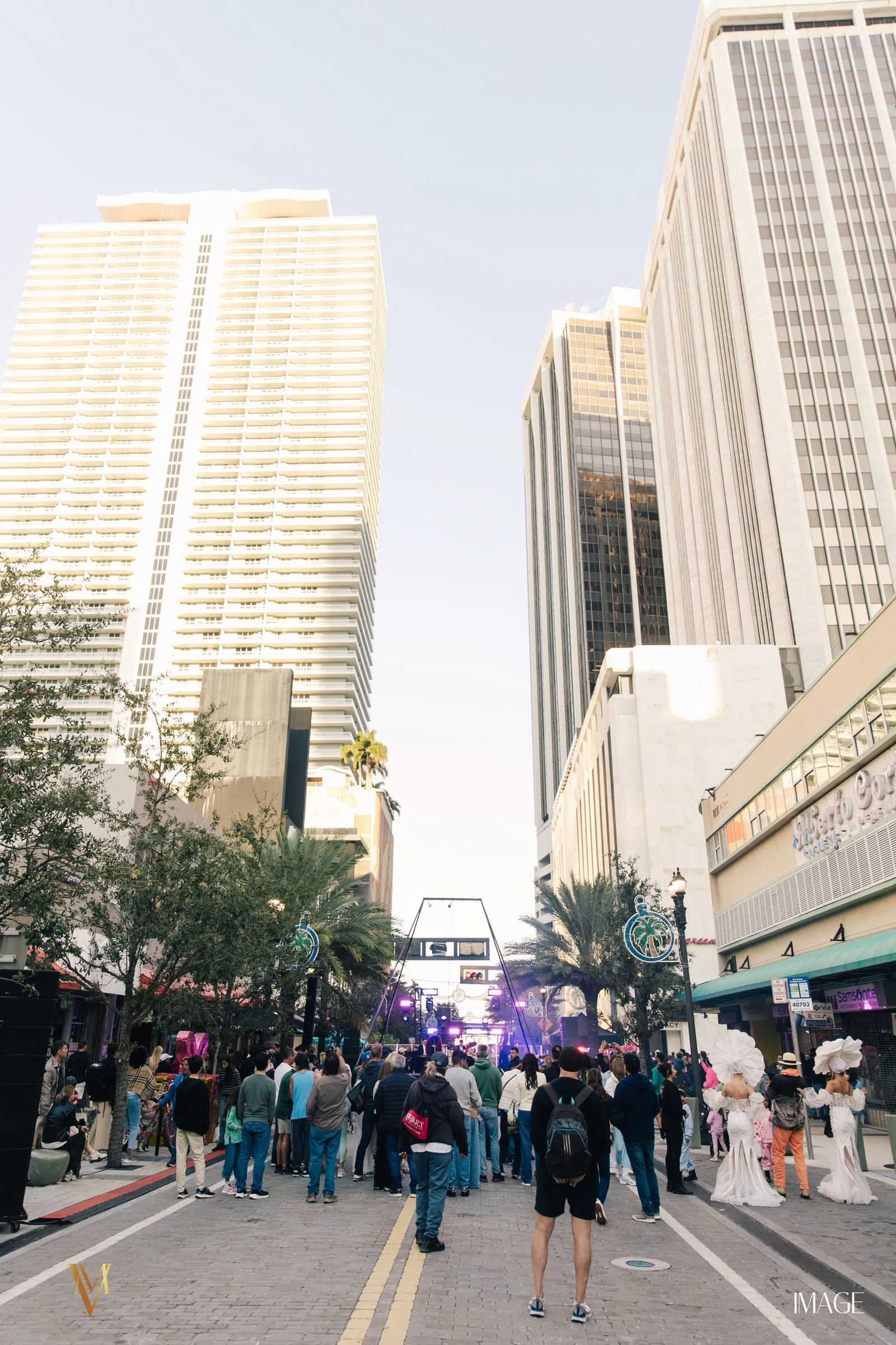 ONE1 New Years Day at Downtown Miami, Miami — Event photography by IMAGE MIAMI — photo 71 of 150