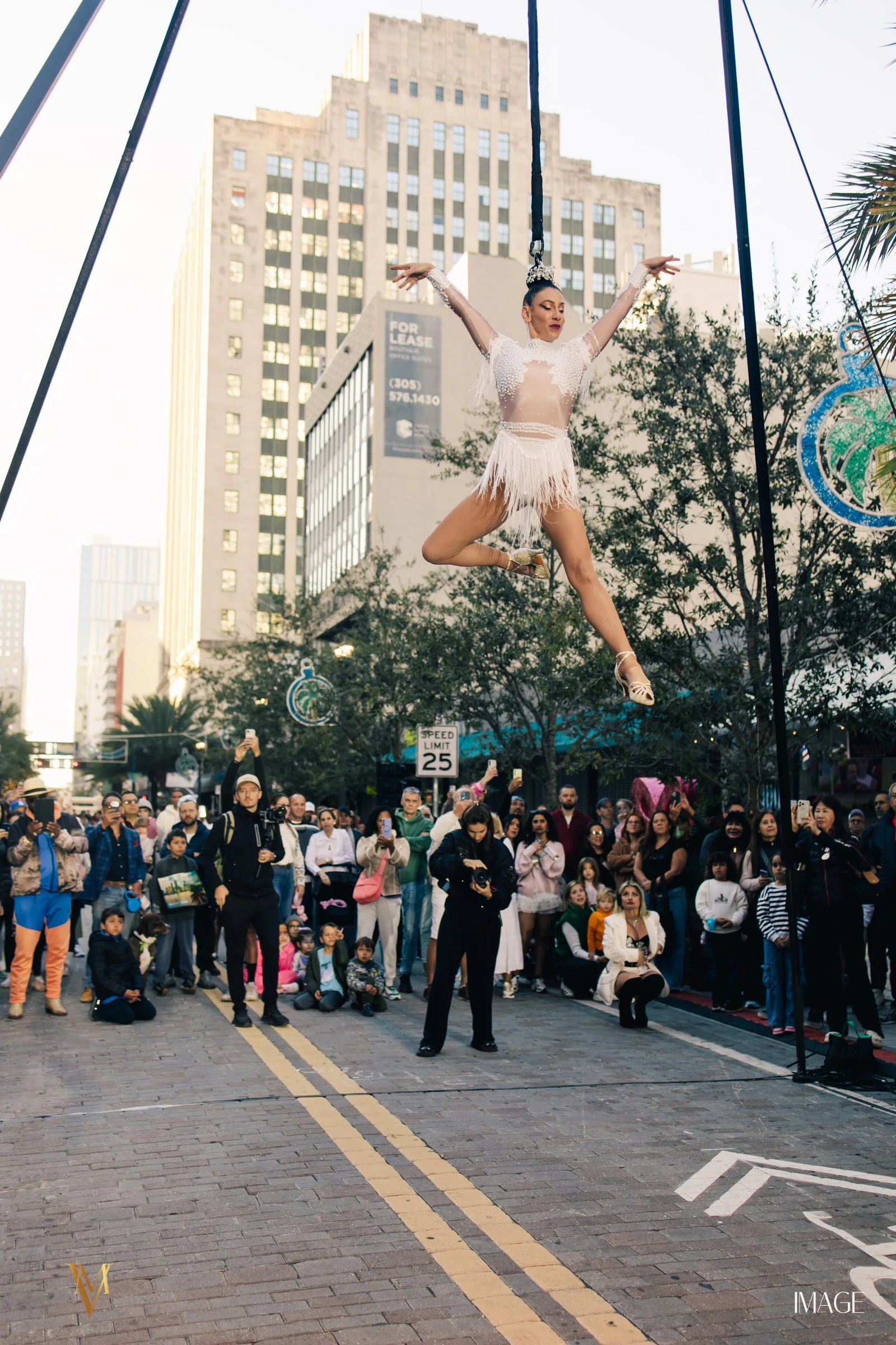 ONE1 New Years Day at Downtown Miami, Miami — Event photography by IMAGE MIAMI — photo 137 of 150