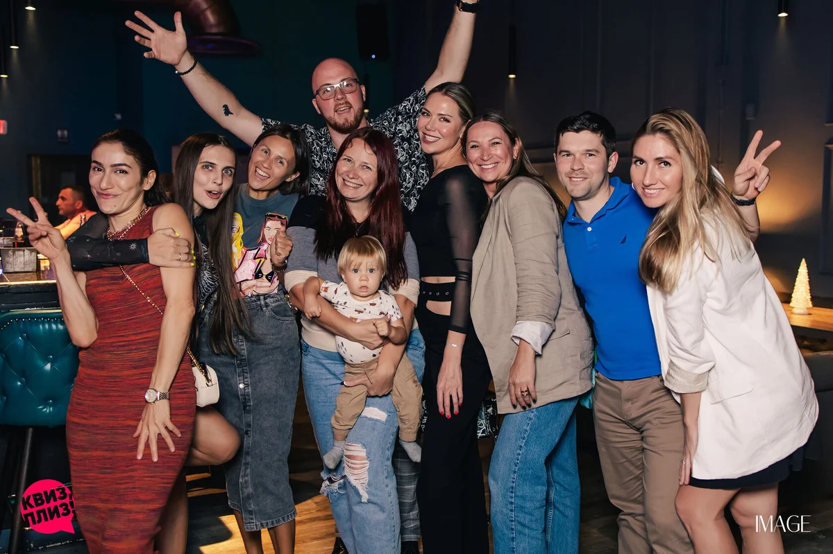 Quiz, please at Wave Lounge, Hollywood — Event photography