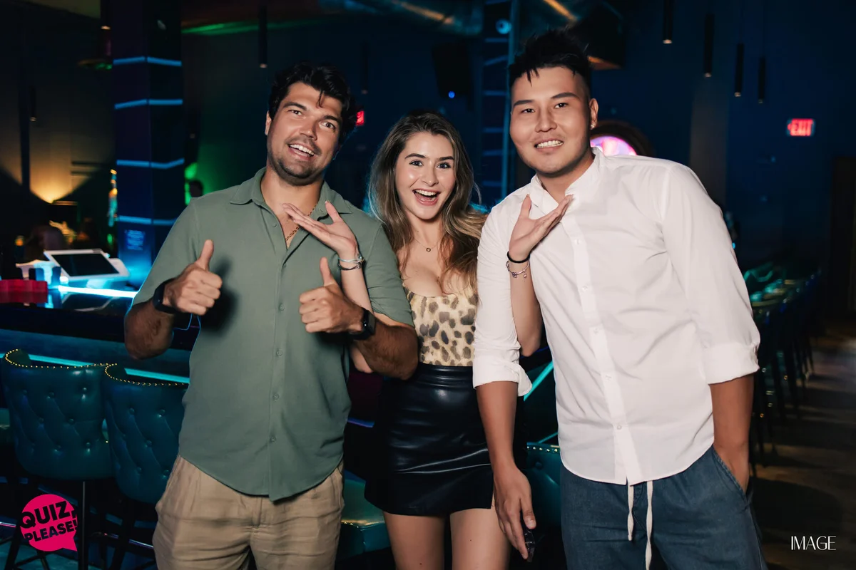 Quiz, please at Wave Lounge, Hollywood — Event photography