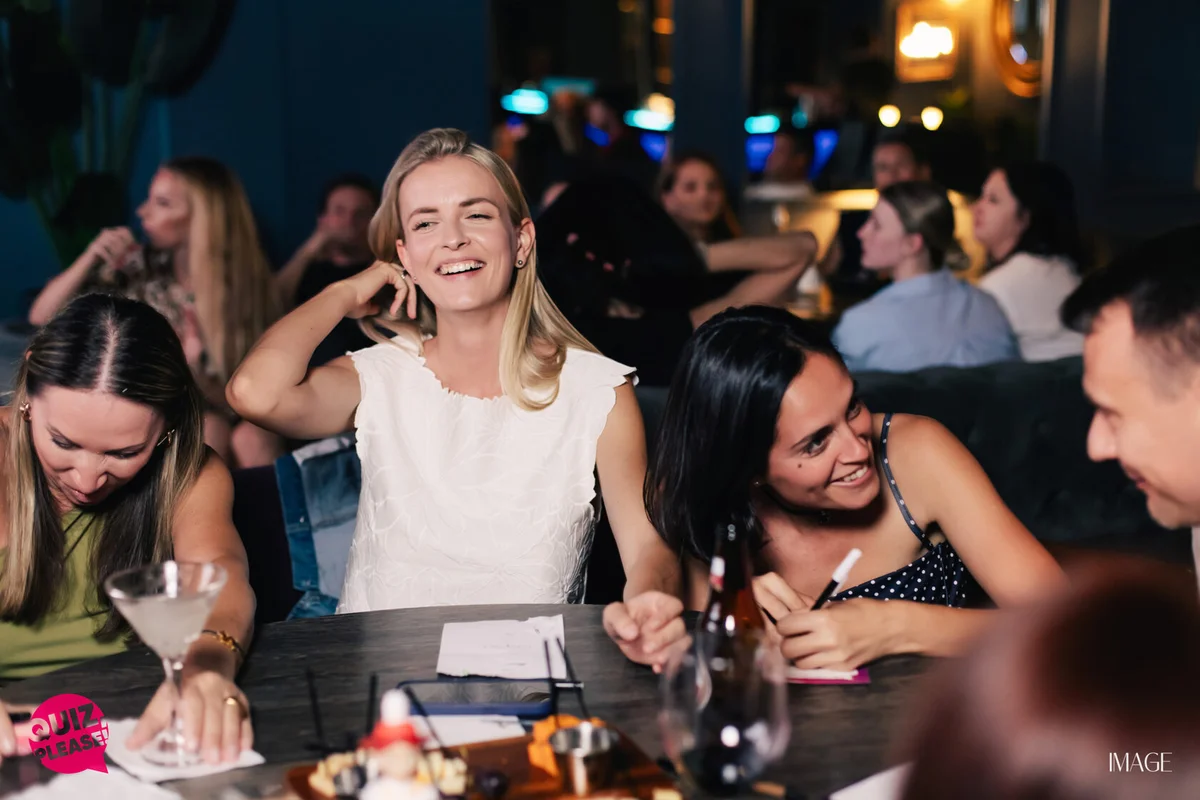 Quiz, please at Wave Lounge, Hollywood — Event photography