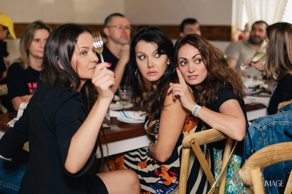 Quiz, please at Taverna Kyma, Boca Raton — Event photography