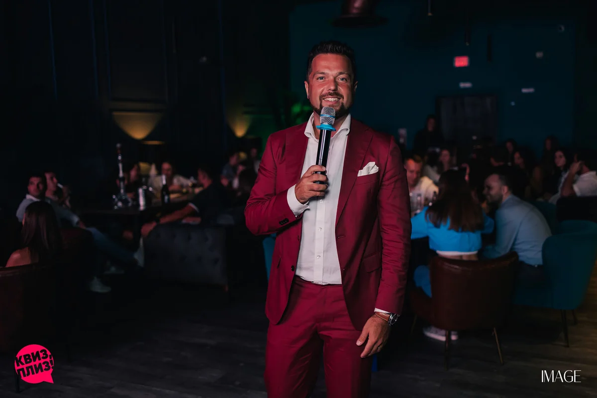 Quiz, please at Wave Lounge, Hollywood — Event photography