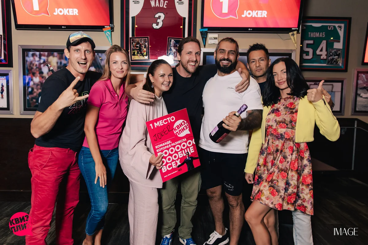 Quiz, please at Duffy's, North Miami — Event photography