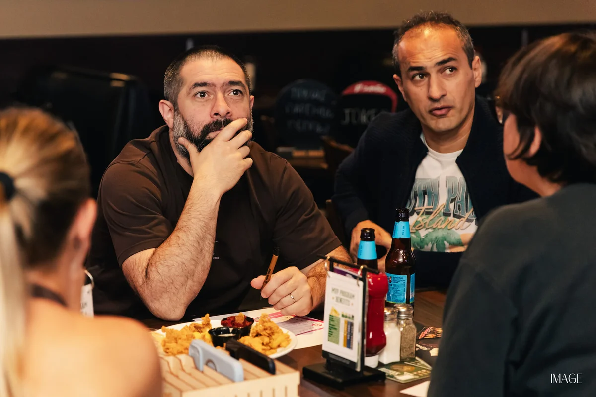 Quiz, please at Duffy's, North Miami — Event photography