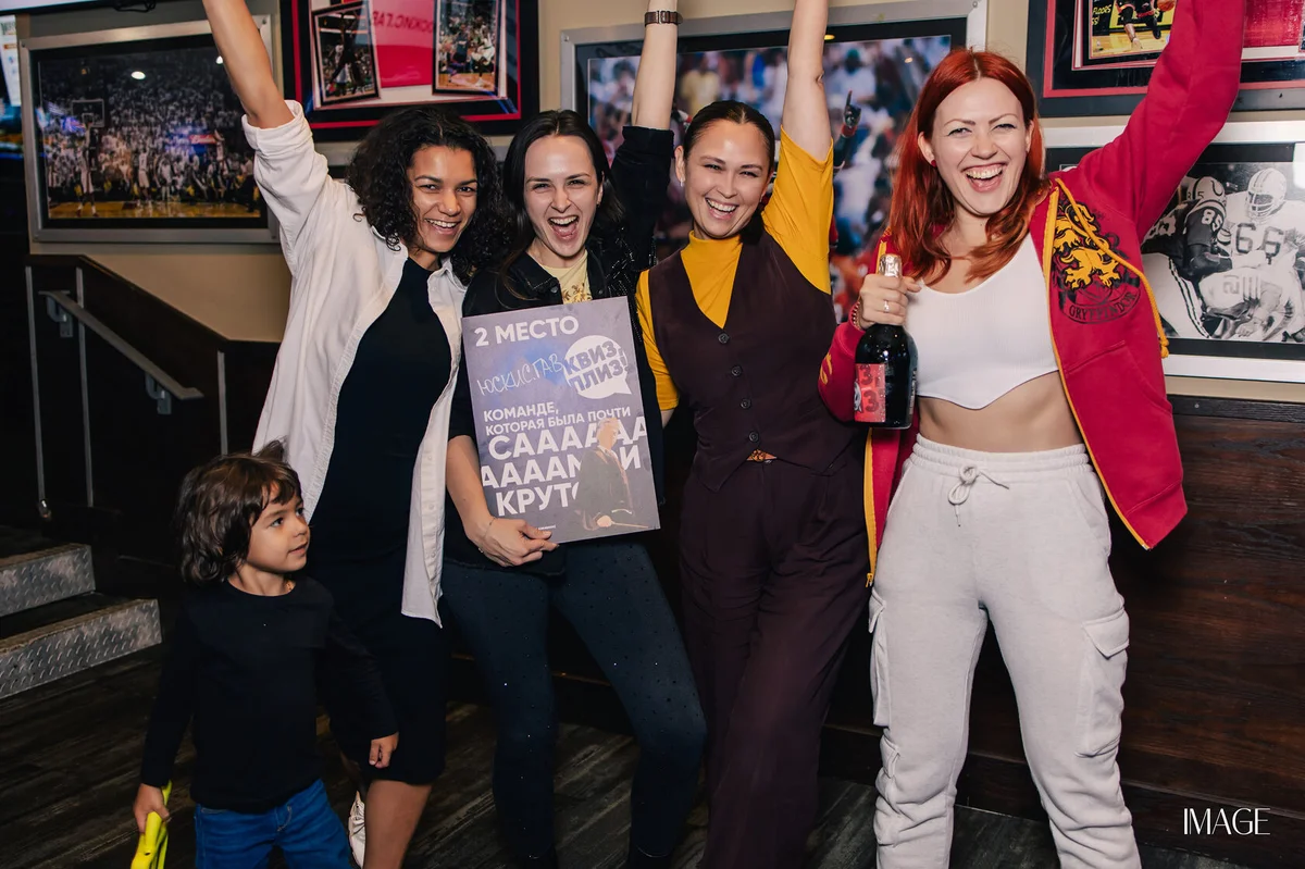 Quiz, please at Duffy's, North Miami — Event photography