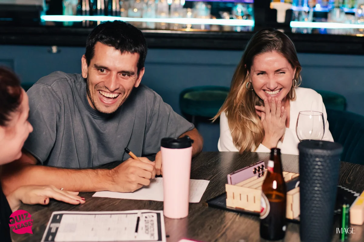 Quiz, please at Wave Lounge, Hollywood — Event photography