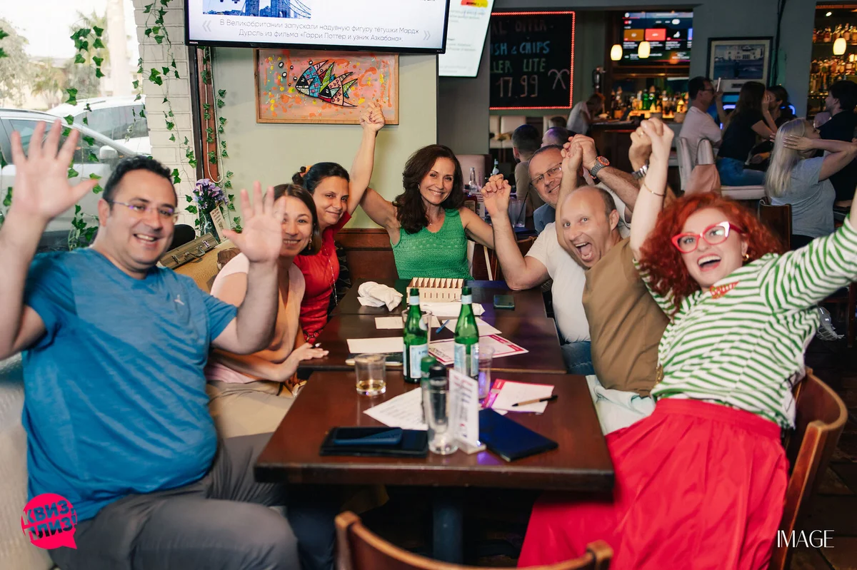 Quiz, please at Brewfish, Pompano Beach — Event photography