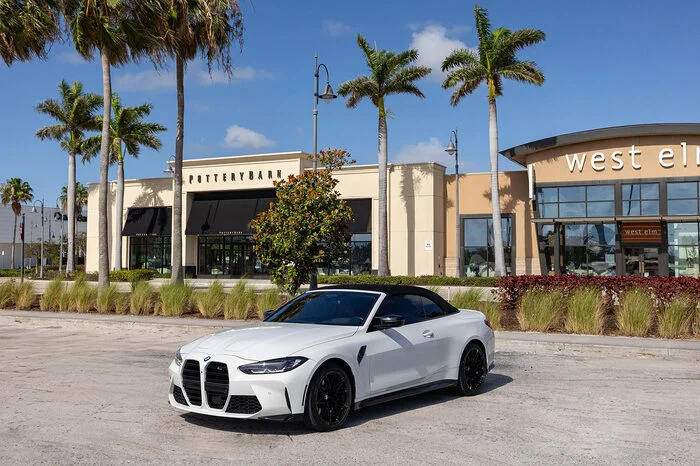 Rent Car at Street, Aventura — Event photography