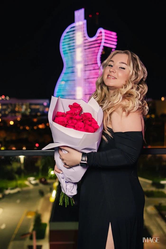 Viktoria's Birthday at G7 Rooftop, Hollywood — Birthday photography