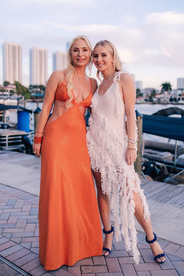 Valeriya & Vivien's Party at Mykonos Kitchen and Bar, Sunny Isles Beach — Event photography